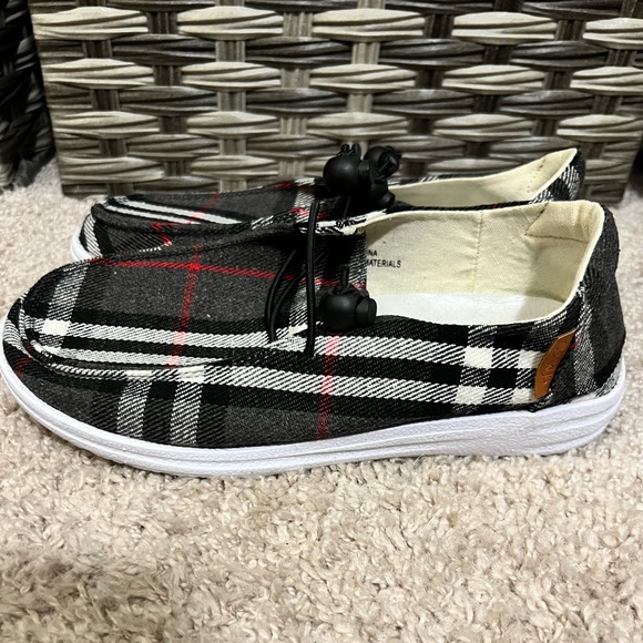 Corkys Kayak Slip On Flats in Black, White, and Red Plaid - Picture 5 of 8